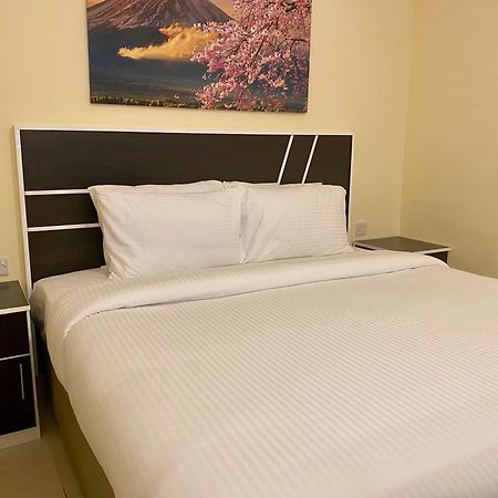 City Stay Residences - Serviced Apartments Dip ดูไบ ภายนอก รูปภาพ