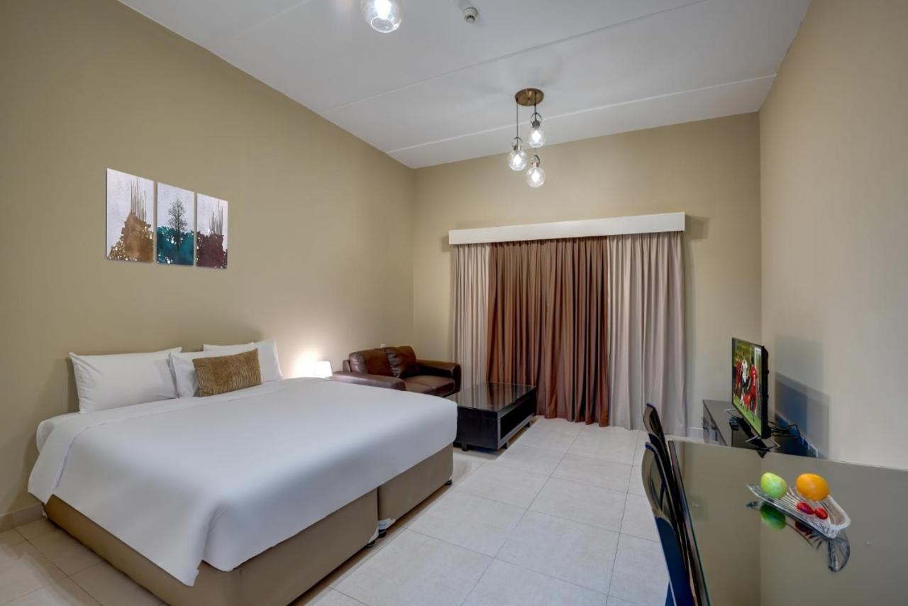 City Stay Residences - Serviced Apartments Dip ดูไบ ภายนอก รูปภาพ