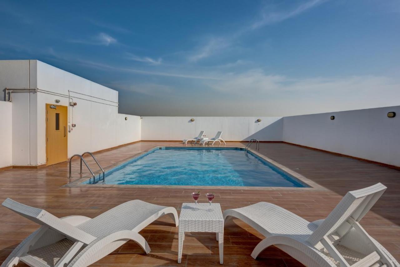 City Stay Residences - Serviced Apartments Dip ดูไบ ภายนอก รูปภาพ