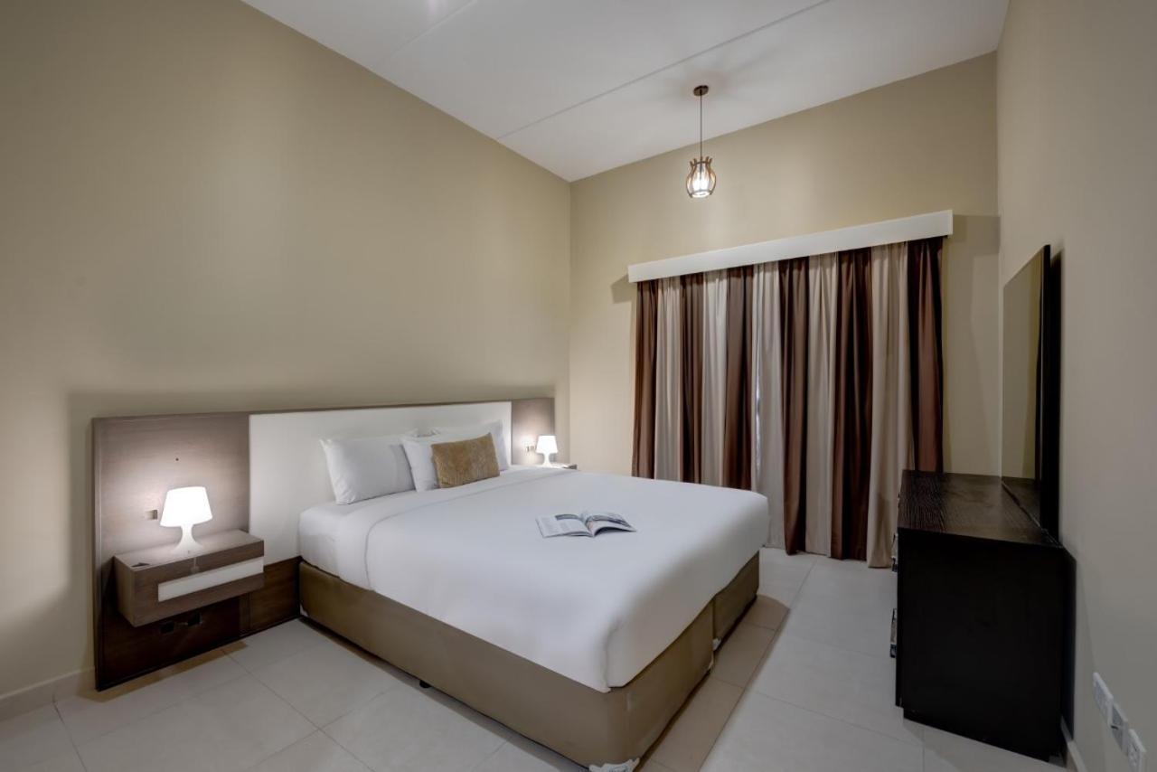 City Stay Residences - Serviced Apartments Dip ดูไบ ภายนอก รูปภาพ