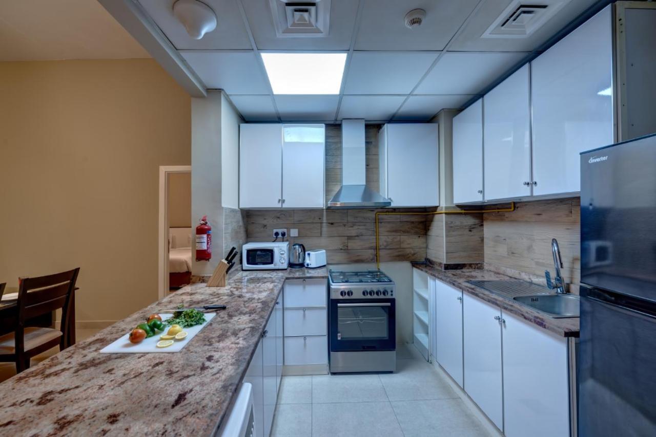 City Stay Residences - Serviced Apartments Dip ดูไบ ภายนอก รูปภาพ