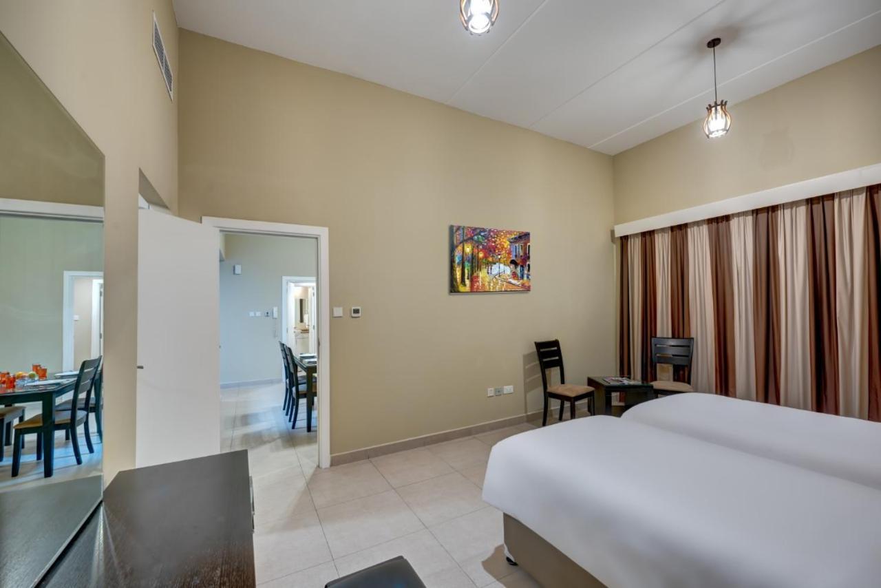 City Stay Residences - Serviced Apartments Dip ดูไบ ภายนอก รูปภาพ