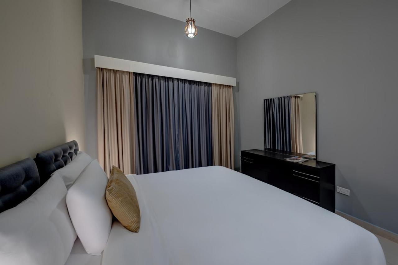 City Stay Residences - Serviced Apartments Dip ดูไบ ภายนอก รูปภาพ