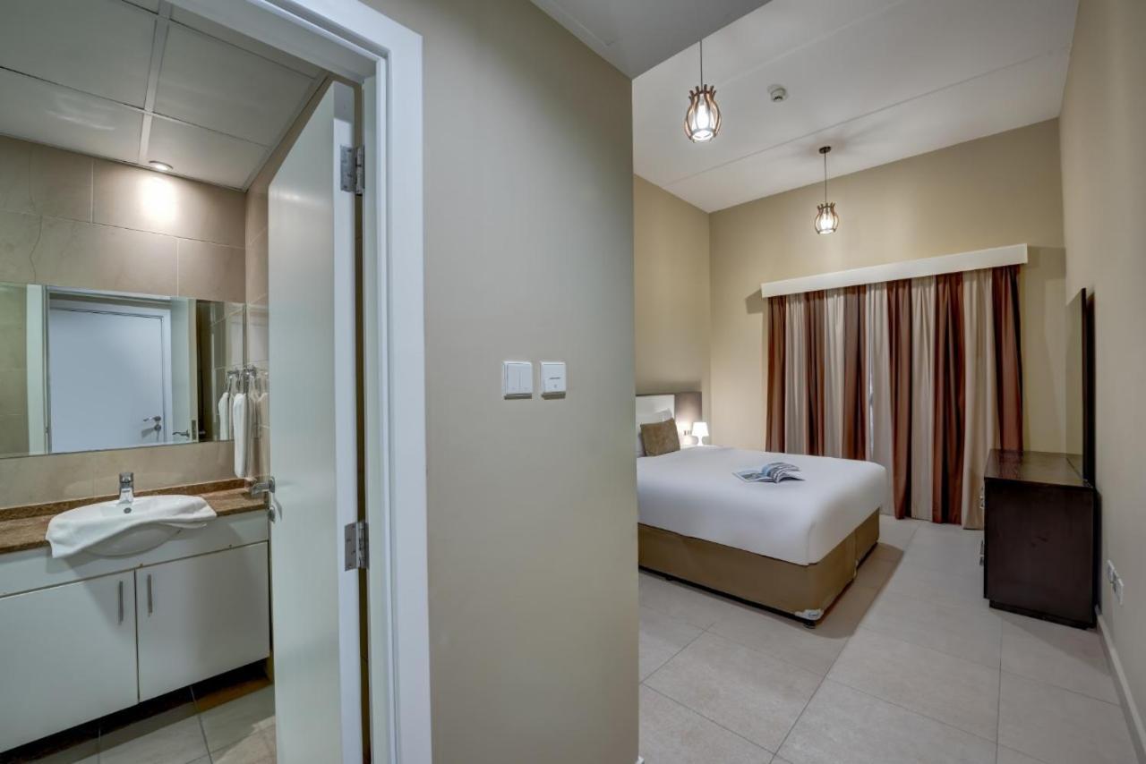 City Stay Residences - Serviced Apartments Dip ดูไบ ภายนอก รูปภาพ