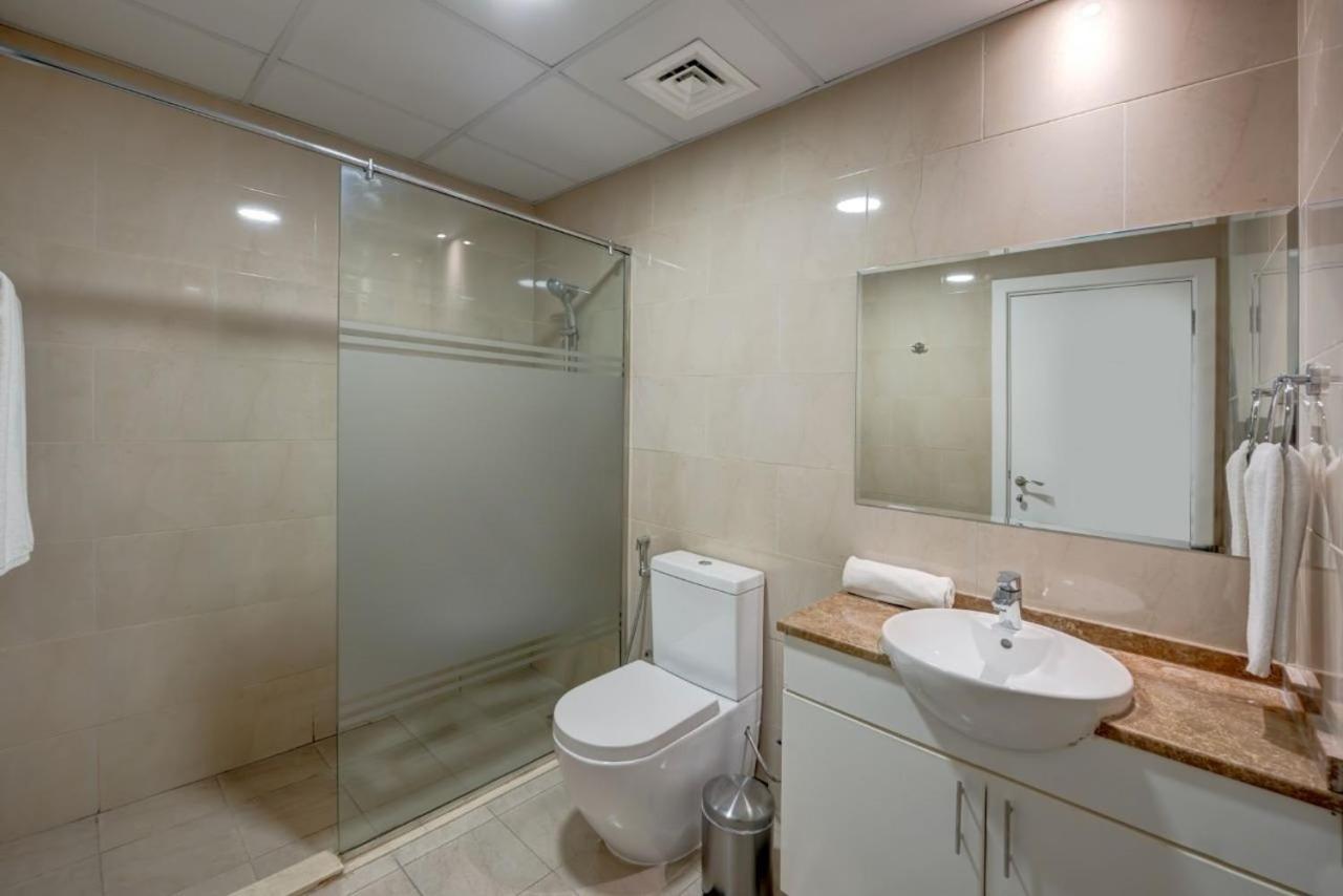 City Stay Residences - Serviced Apartments Dip ดูไบ ภายนอก รูปภาพ