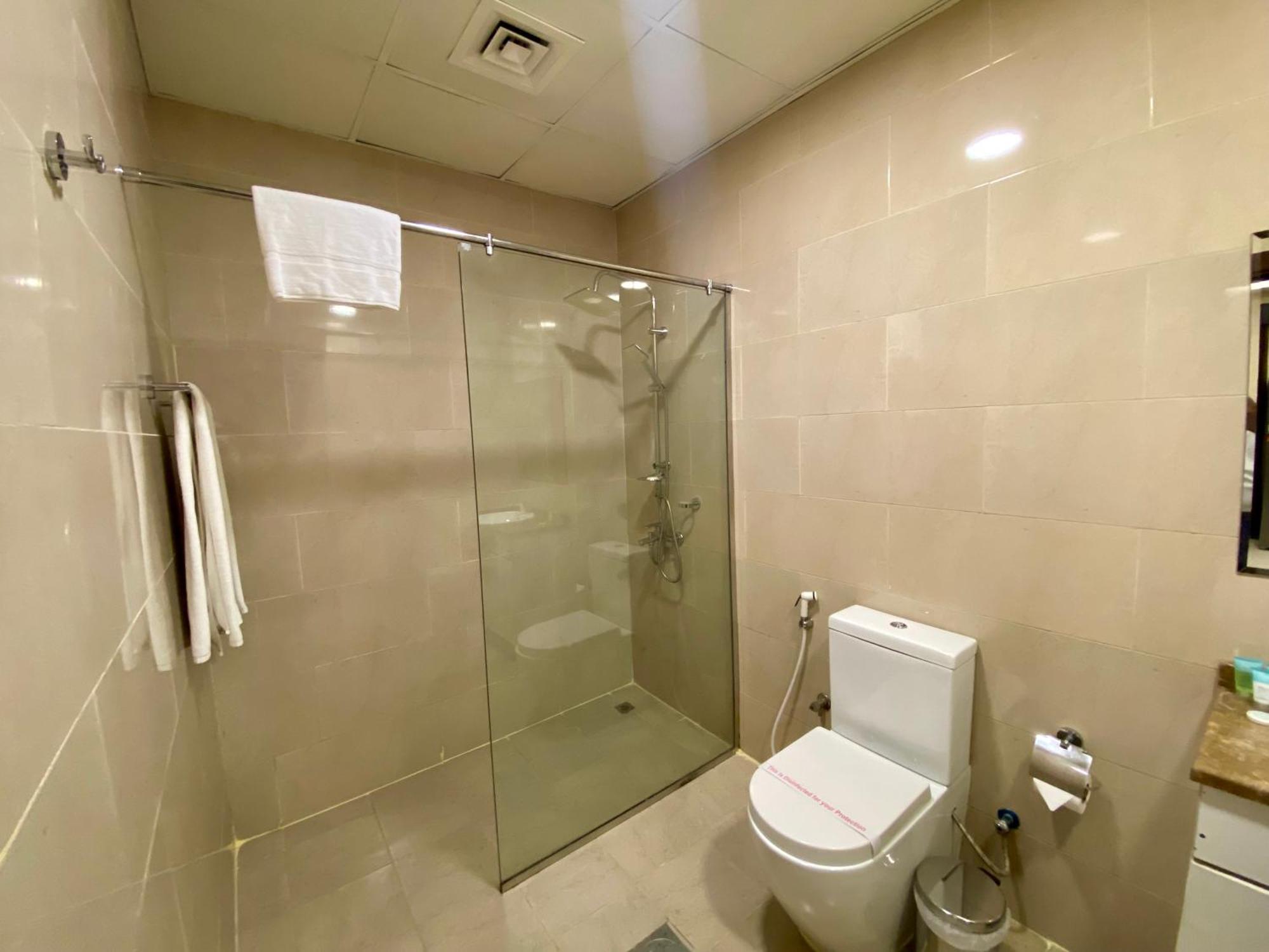 City Stay Residences - Serviced Apartments Dip ดูไบ ภายนอก รูปภาพ
